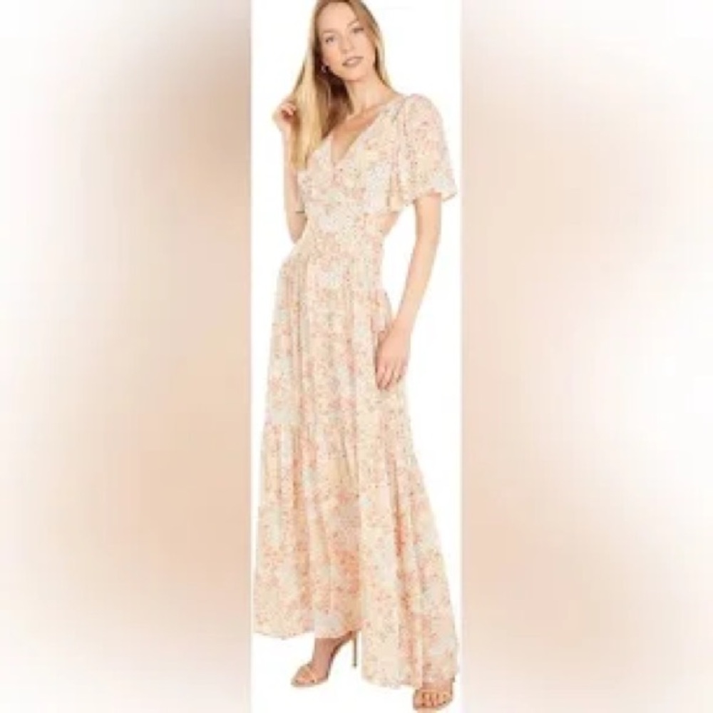 ASTR the Label Sedona Coral Floral Lined Cutout back Maxi Dress. - Size Medium